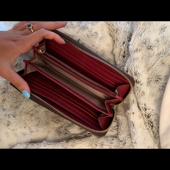 MK wallet - Picture 3 of 3